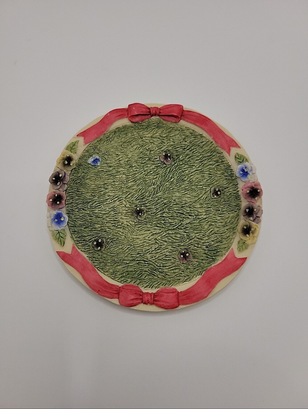 Young's Inc Hey Diddle Diddle Miniature Tea Set - Picture 2 of 16